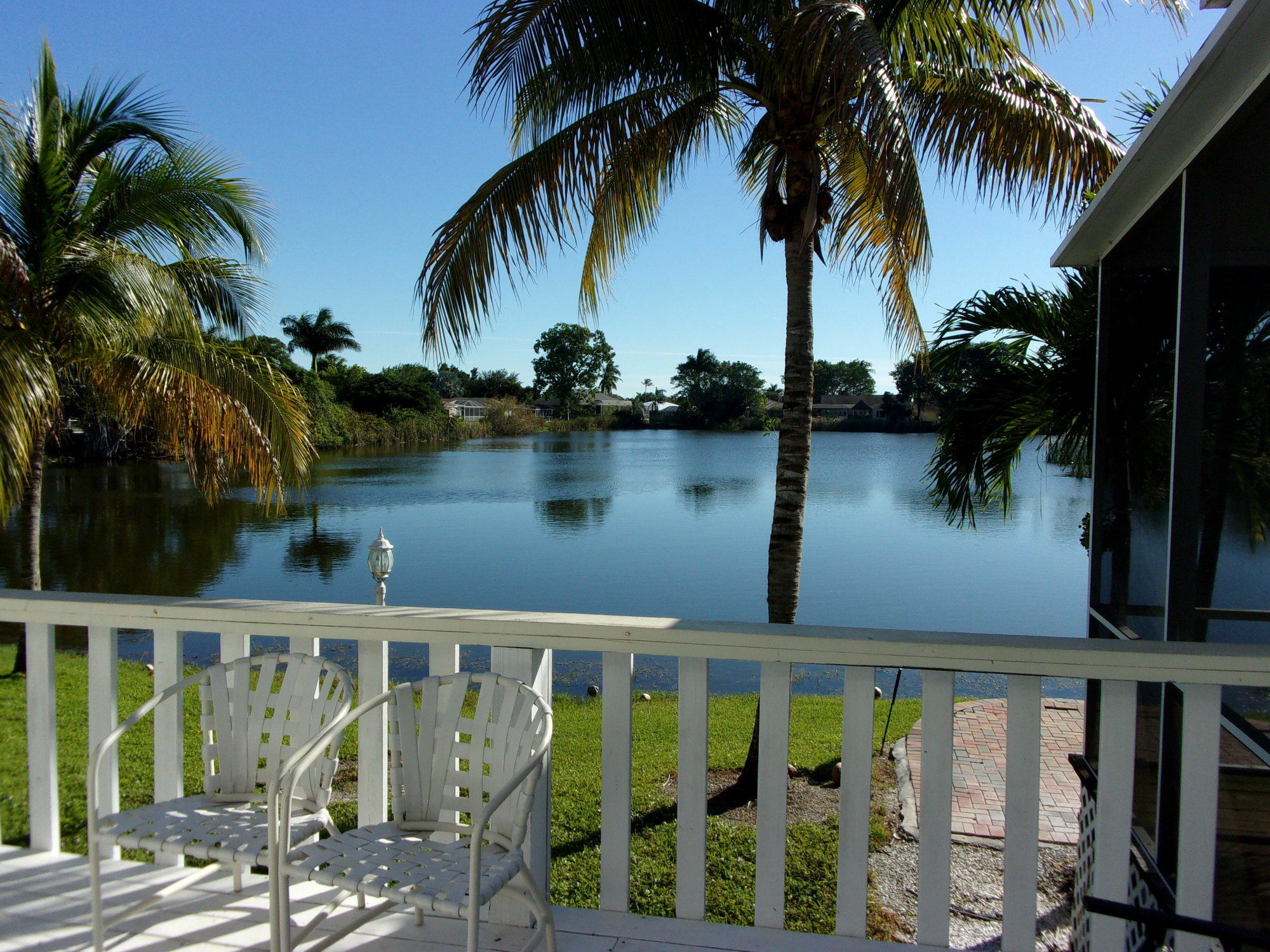 Marco Island Lakeside Inn Exterior photo